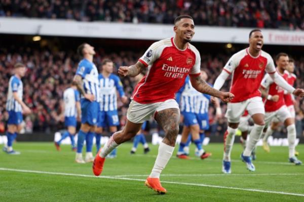 Arsenal FC v Brighton & Hove Albion - Premier League