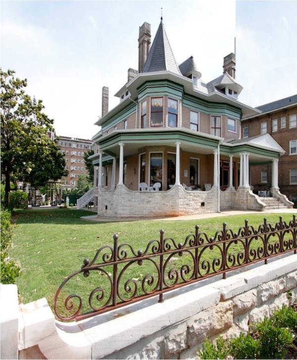 Street view of the Hassinger House